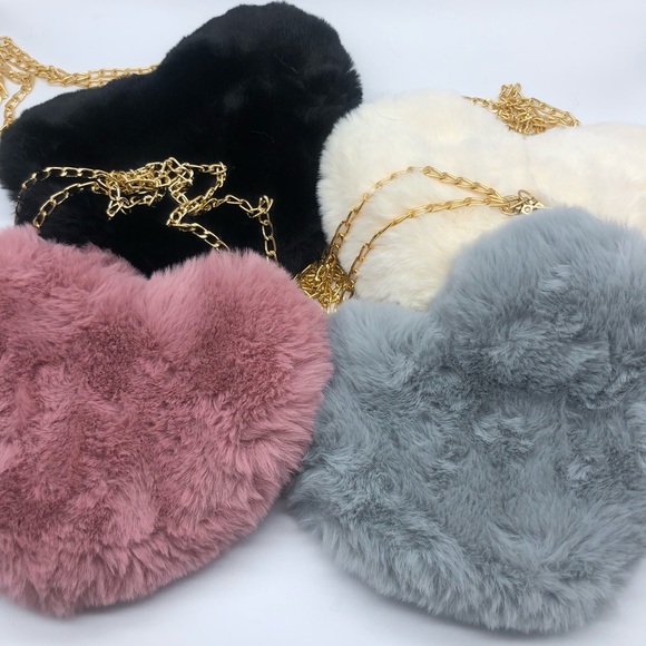 Heart Shaped Love Shape Shoulder Bag! - Picture 9 of 9